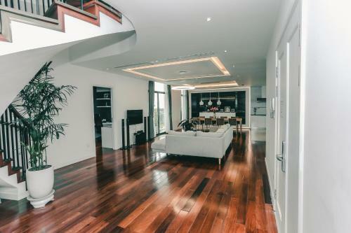 Hnc Premier Hotel & Residences