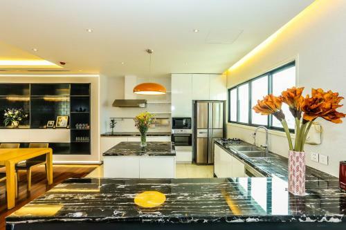 Hnc Premier Hotel & Residences
