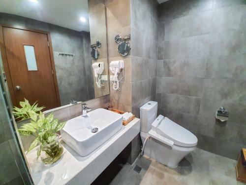Hotel Reiwa Inn Apartment