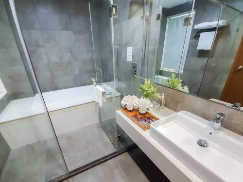 Hotel Reiwa Inn Apartment