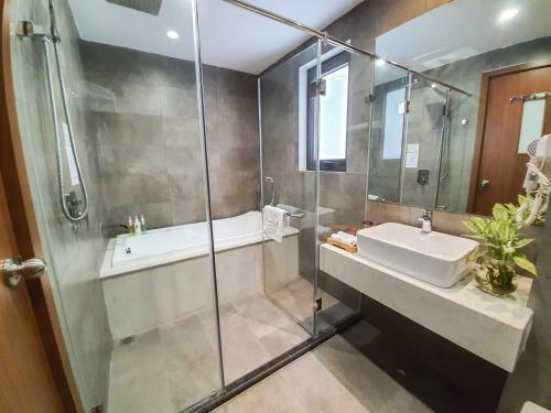 Hotel Reiwa Inn Apartment