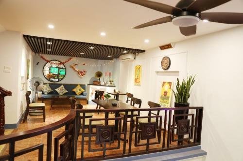 Bed & Breakfast Cafe Trinh Hostel