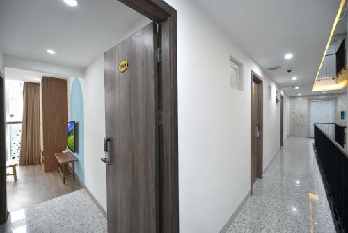 Nh?t Phong Apartment Managed By Lily Home