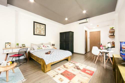 Hostal 6 Le Thanh Tong Building