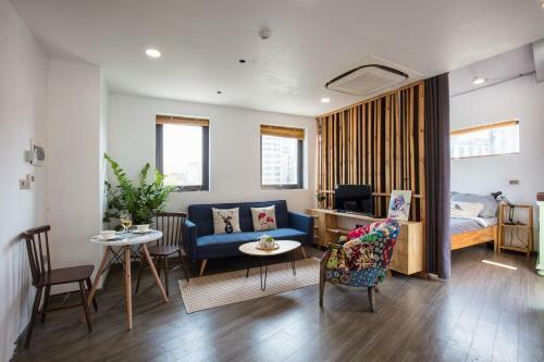 Hostal 6 Le Thanh Tong Building