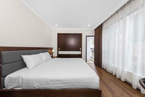 Aparthotel Newsky Serviced Apartment
