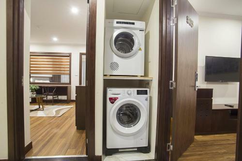 Aparthotel Newsky Serviced Apartment