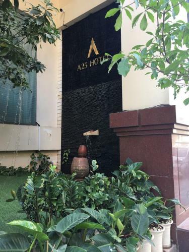 A25 Hotel - 15 Tr?n Qu?c To?n