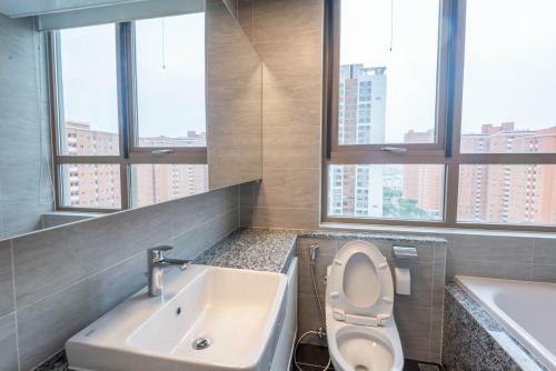 Apartamento 22housing - Starlake Tay Ho Residence