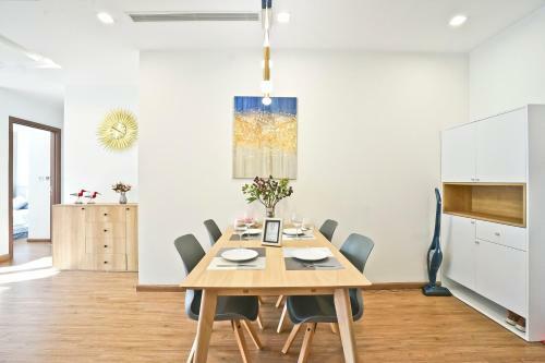 Apartamento Hi-home - Vinhomes Metropolis