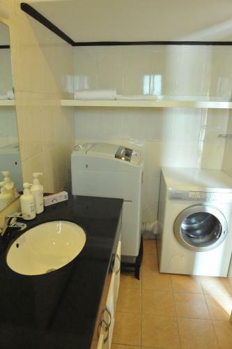 Coco Flower Village Serviced Apartment