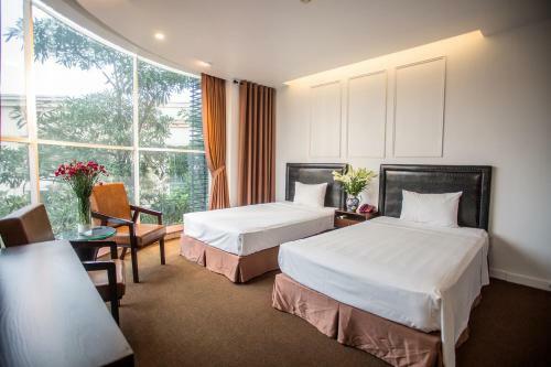 Dinh Hotel