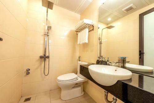 Westlake Tay Ho Hotel 696 L?c Long Qu�n