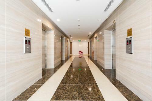V-one Hotel