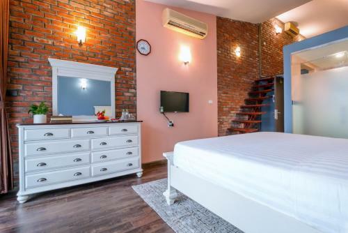 Hotel Hovi De Villa