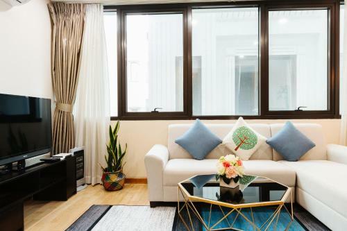 Hb Service Apartment