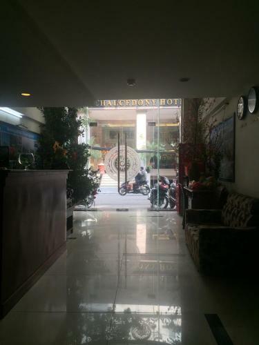 Hai Nam Luxury Hotel