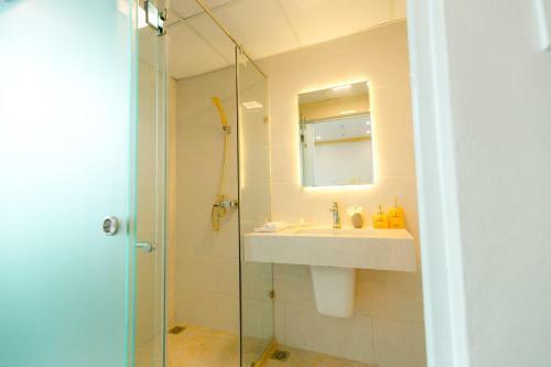 Honeymoon Hotel And Apartment
