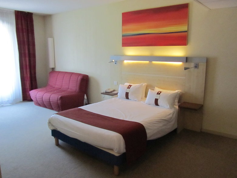 Hotel Express By Holiday Inn Grenoble - Bernin