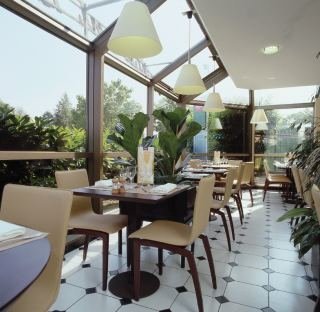 Hotel Mercure Marne-la-vall�e / Lognes