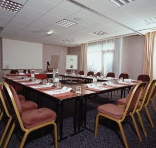 Hotel Mercure Marne-la-vall�e / Lognes