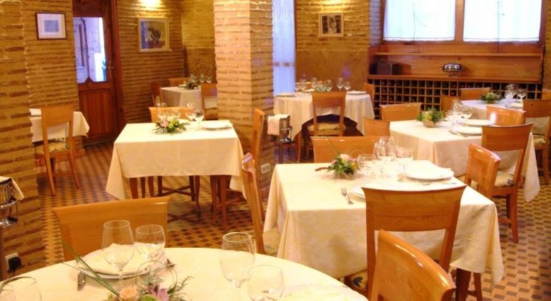 Hotel Ad Hoc Monumental