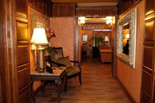 Hotel El Dorado Inn
