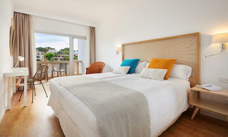 Hotel Apartamentos Cala Santanyi