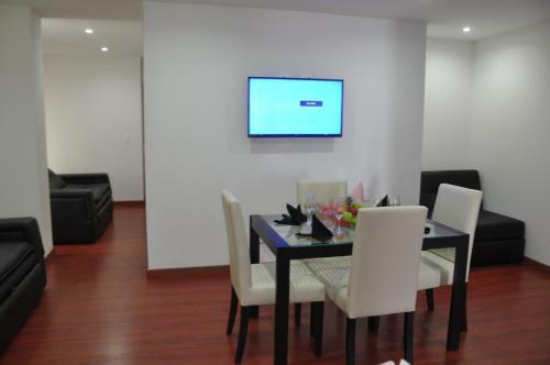 Apartasuites Plaza Modelia