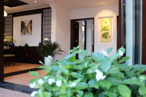 Roxana River Villa