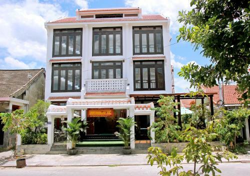 Green Island Hoian Villa