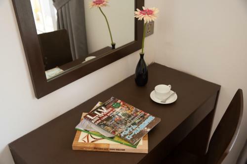 Triple Riverside Villa Hotel Hoian