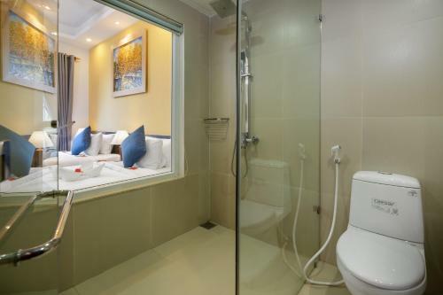 Triple Riverside Villa Hotel Hoian