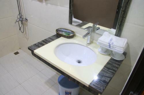 Thanh Long Hotel