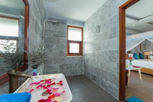Hoi An Sea Village Homestay