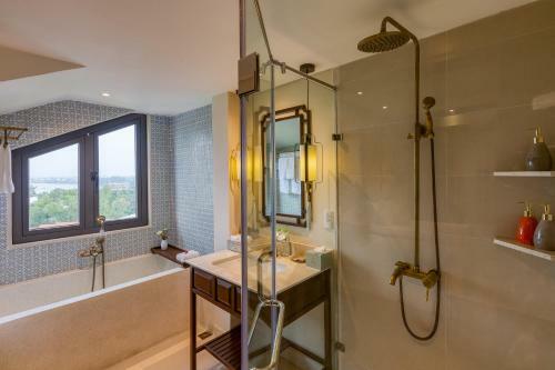Cozy Savvy Boutique Hotel Hoi An