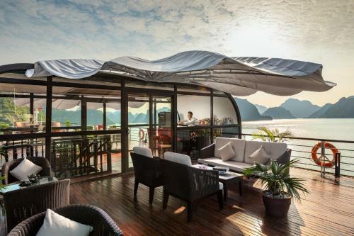 Orchid Premium Cruise