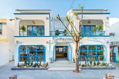 Santorin Hoian Villa