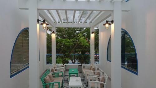 Santorin Hoian Villa