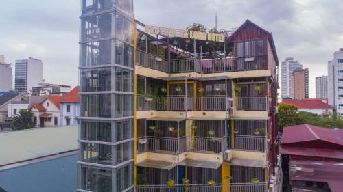 Hotel Babylon Ha Long