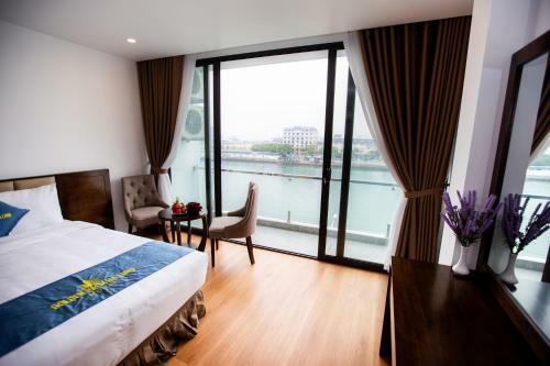 Golden Palm Halong Hotel