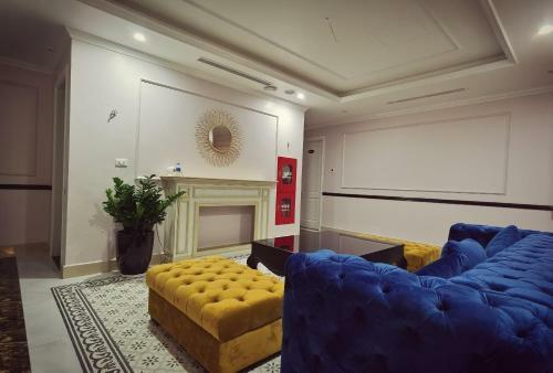 Dragon Hotel