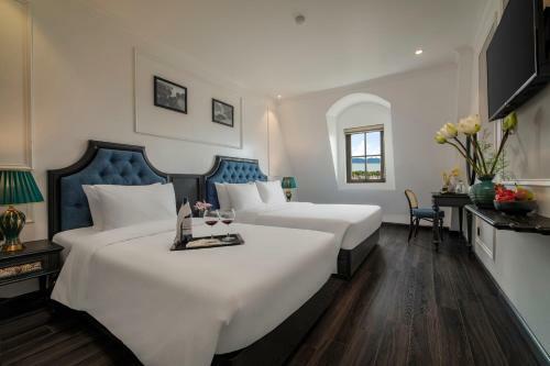 Ha Long Essence Hotel
