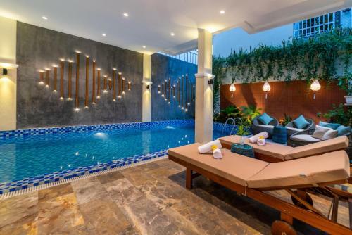 Hoi An Merrily Hotel