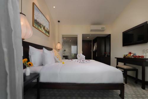 Hoi An Merrily Hotel