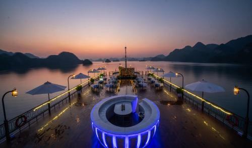 Indochine Cruise