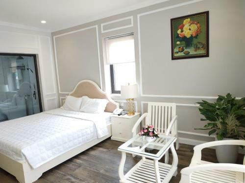 Kh�ch S?n Ng?c Lan H? Long Hotel