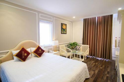 Kh�ch S?n Ng?c Lan H? Long Hotel