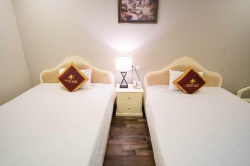Kh�ch S?n Ng?c Lan H? Long Hotel