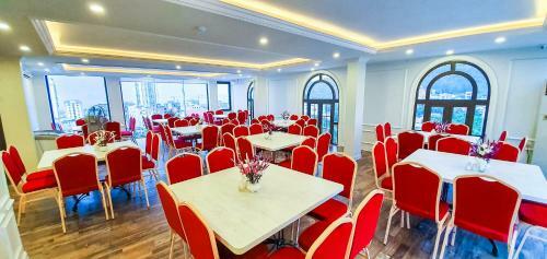 Kh�ch S?n Ng?c Lan H? Long Hotel
